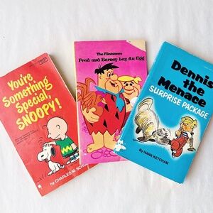 Vintage Digest Lot Snoopy, Dennis the Menace, The Flintstones